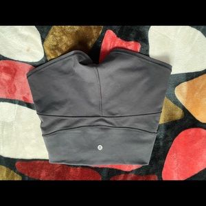 Lululemon shorts size 6